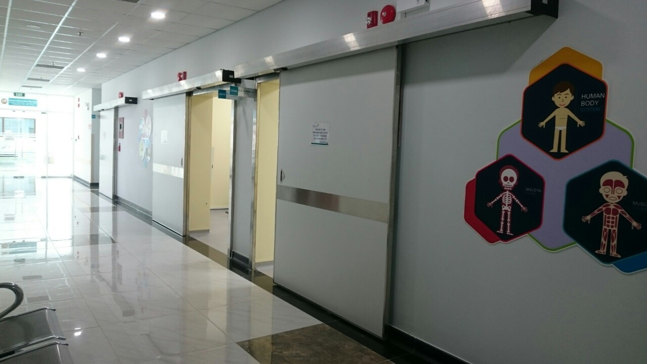 Hệ thống cửa trượt tự động chuyên dụng cho bệnh viện 